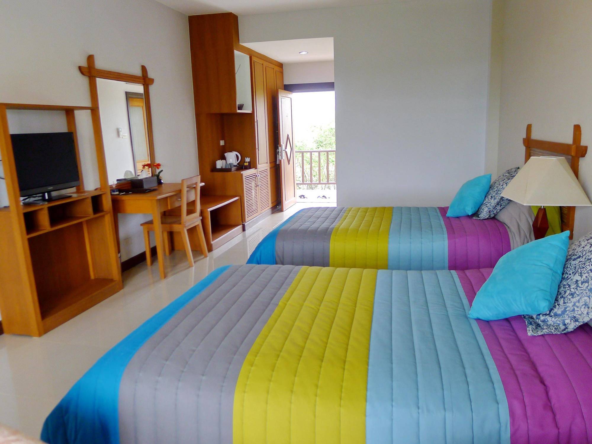 Pearl Laguna Resort Myeik Exterior photo